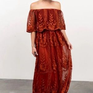 OFF THE SHOULDER EMBROIDERED MAXI DRESS